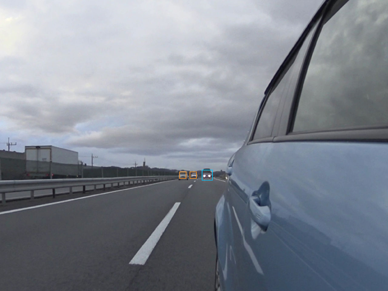 Mitsubishi hoppas att deras kameror ska ersätta backspeglar