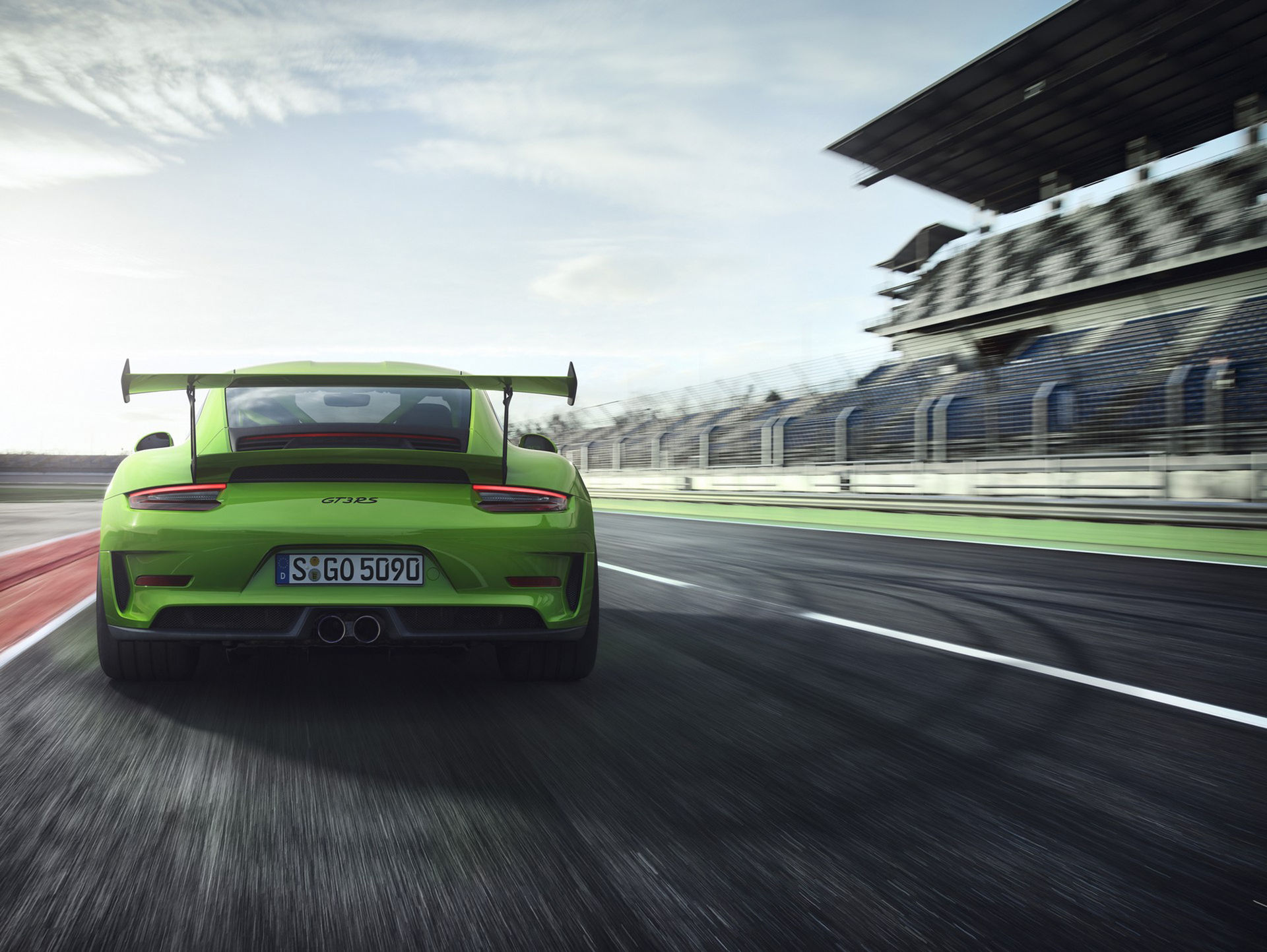 Nya Porsche 911 GT3 RS är här