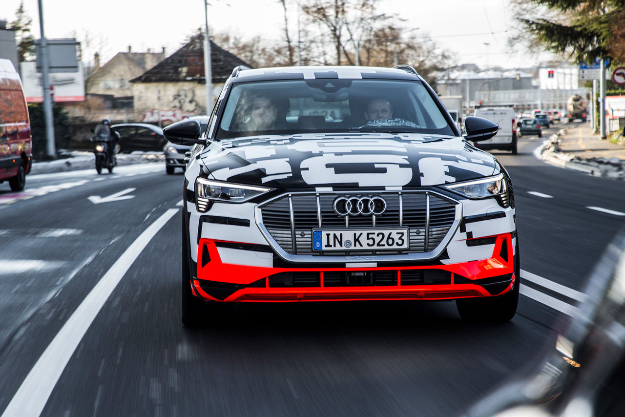 Audi förhandsvisar kommande elbil