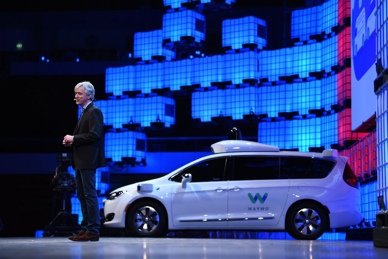 Waymo ryktas bygga bilar ihop med Honda