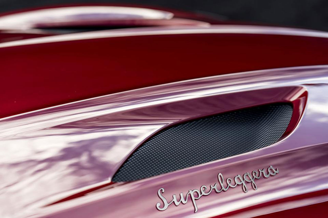 Aston Martins nya flaggskepp heter DBS Superleggera