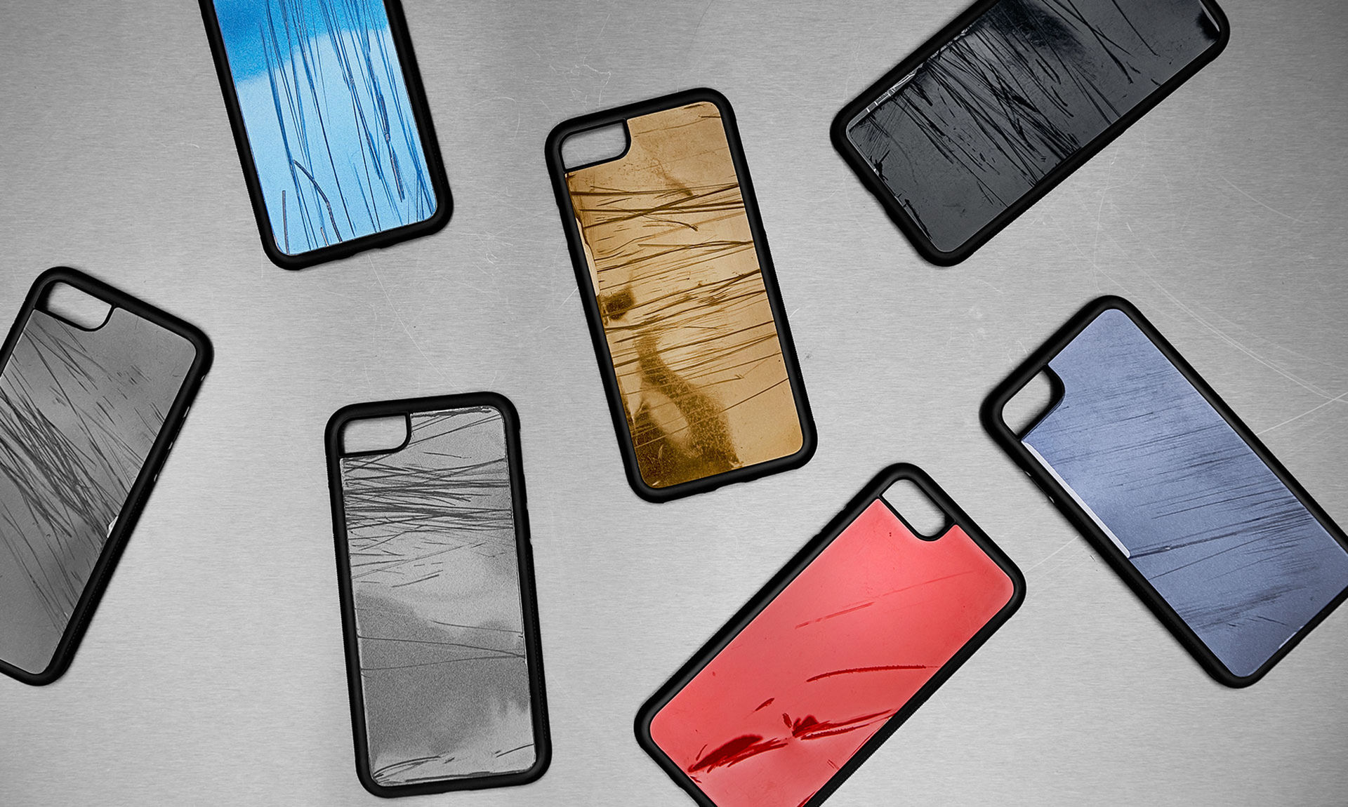 De här mobilskalen är gjorda av kraschade bilar