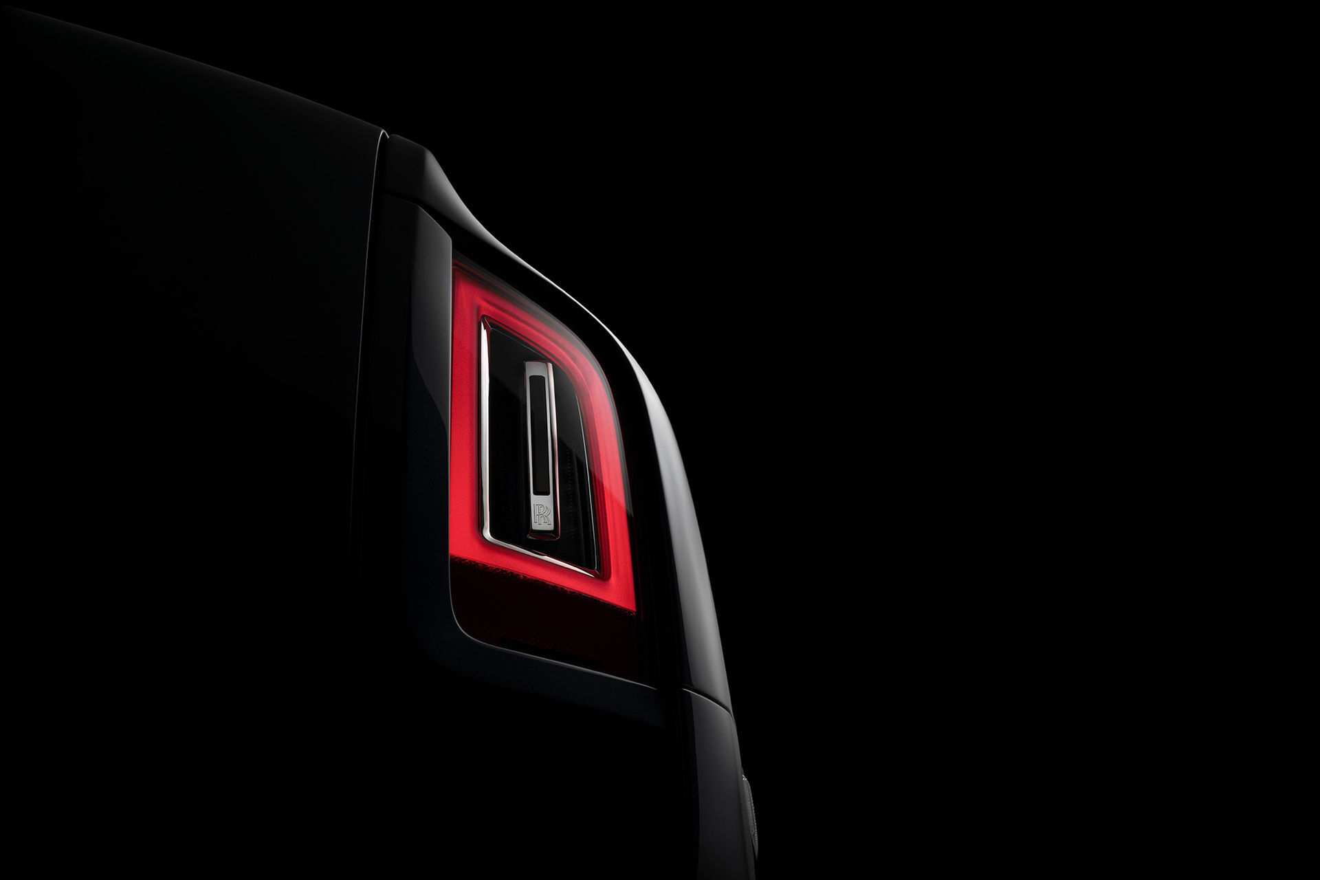 Rolls-Royce släpper teaserbild på suven Cullinan