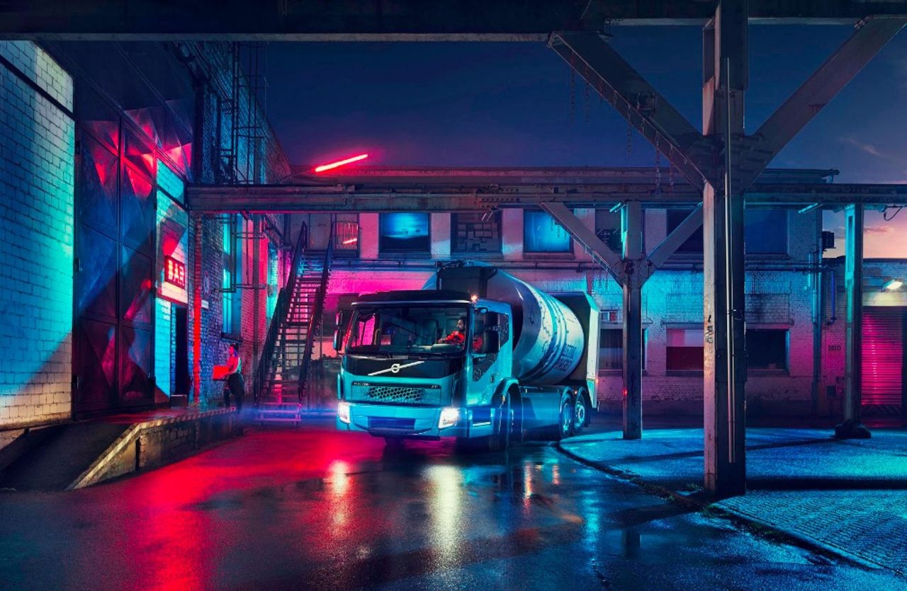 Volvo visar upp eldriven sopbil