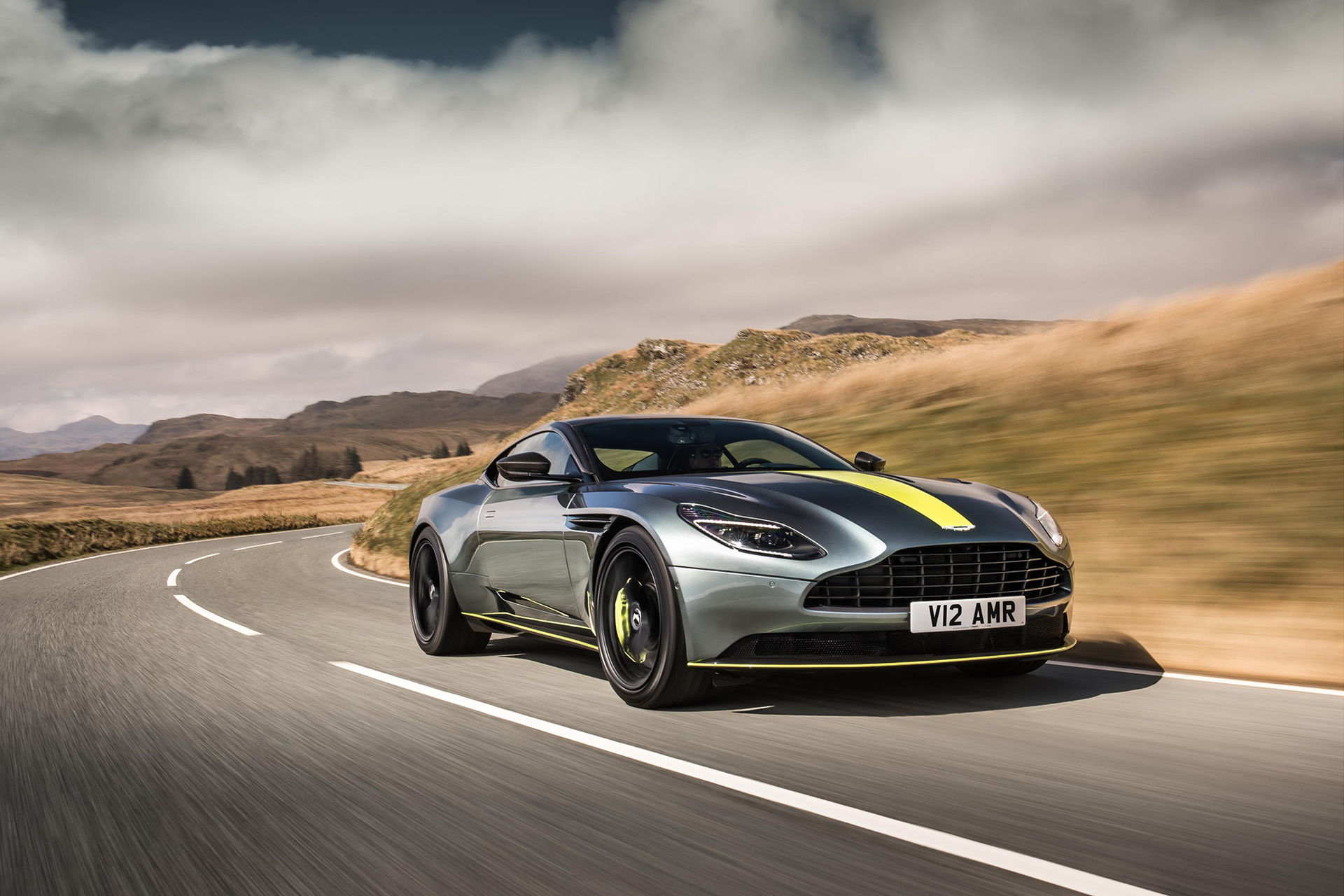 Aston Martin rullar ut specialversion av DB11