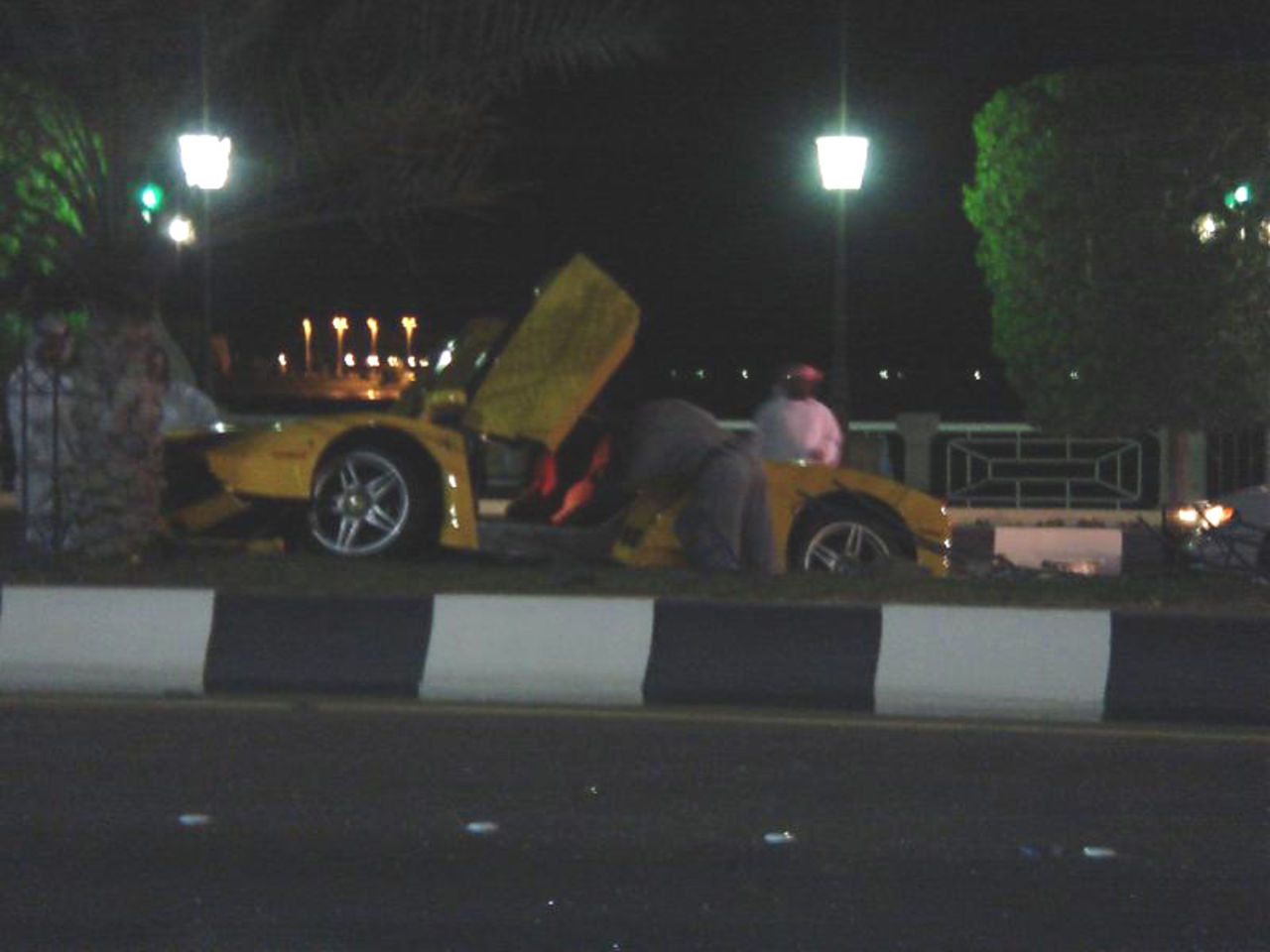 Ytterligare en Ferrari Enzo kraschad