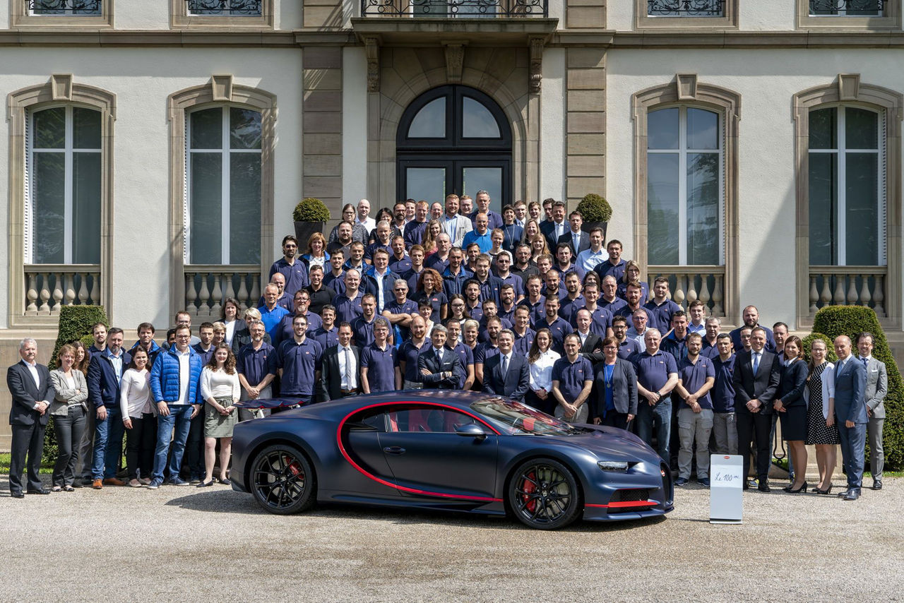 Bugatti har nu byggt 100 stycken Chiron
