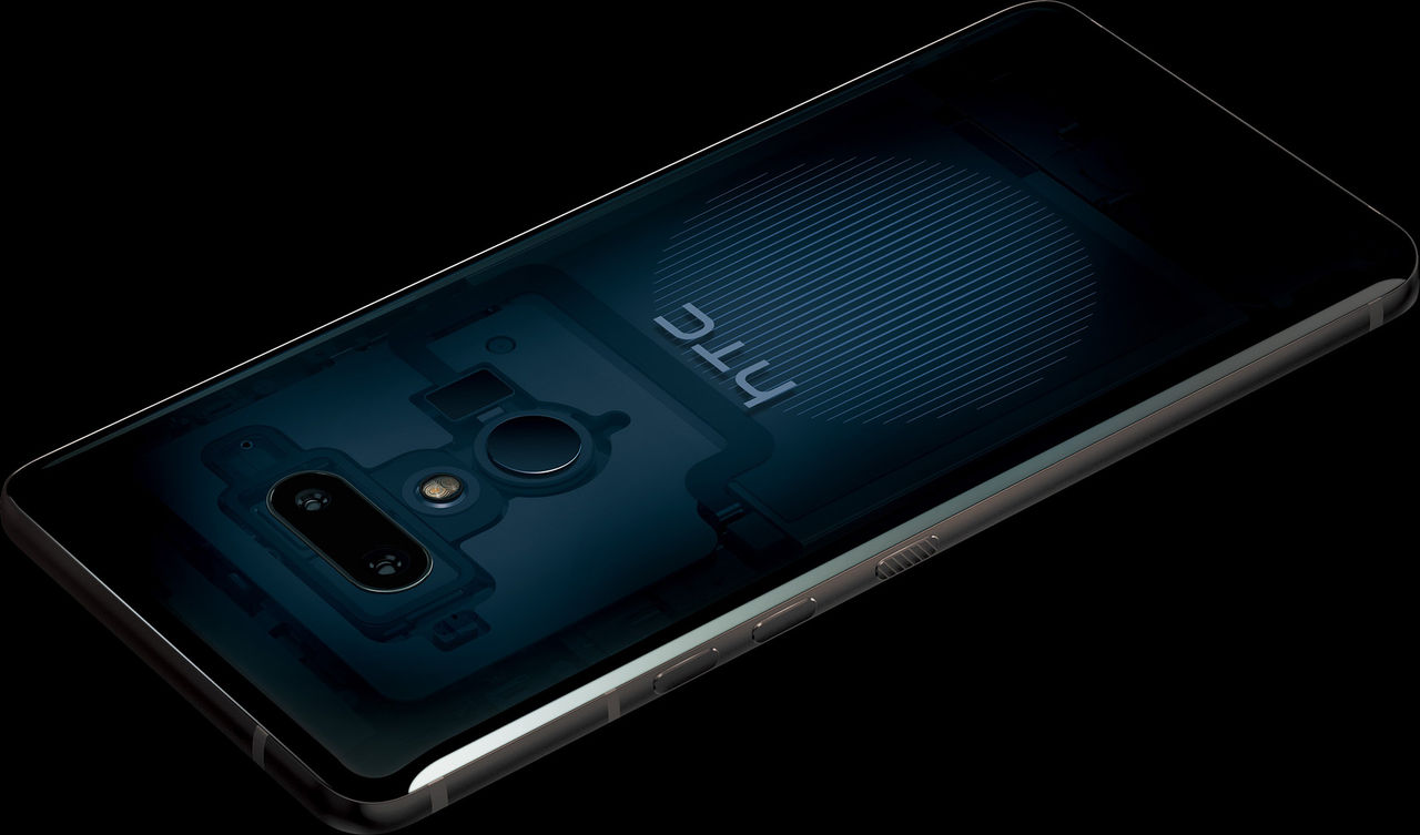 HTC skickar inte med hörlursadapter med U12+