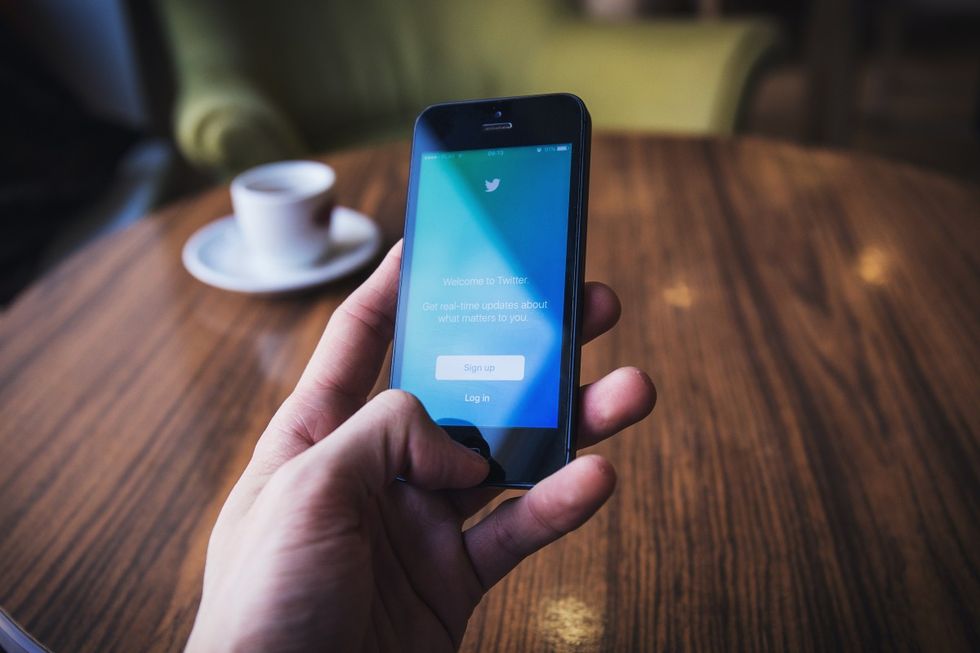 Twitter-konton som startades av minderåriga raderas