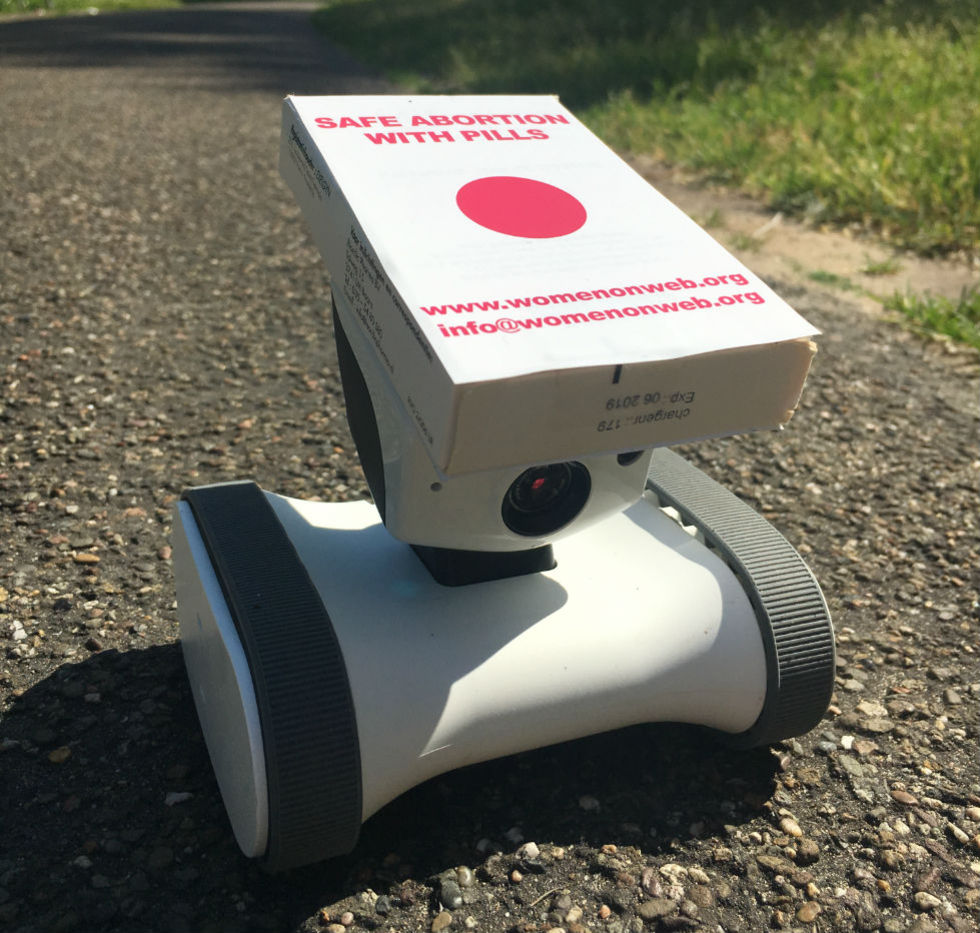 Robotar ska användas för att leverera abort-piller till Nordirland