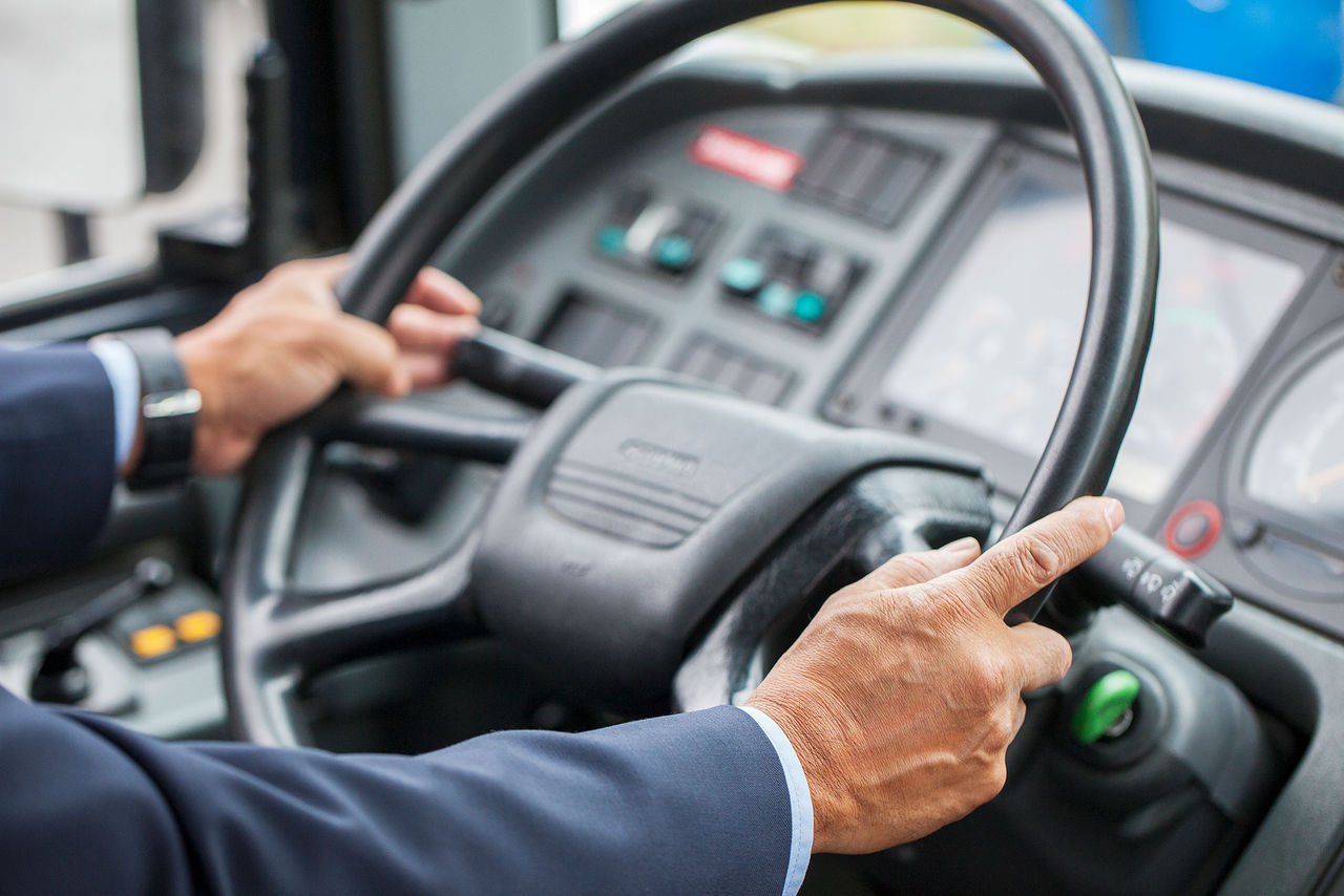 Snart måste bussbolagen påminna om bilbältet