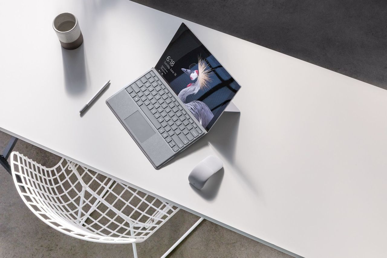 Surface Pro 6 ryktas komma med sprillans ny design