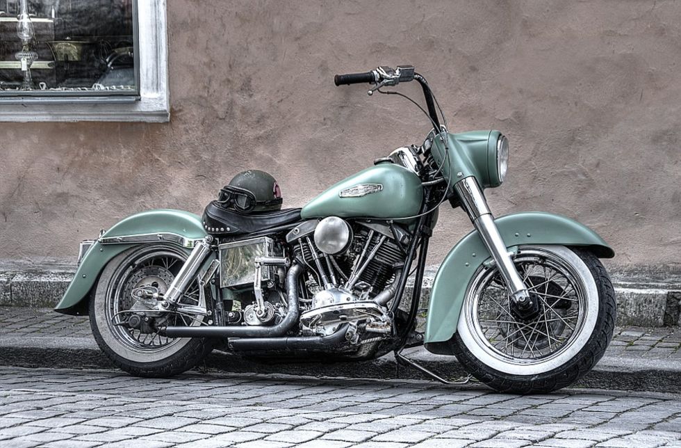 Harley-Davidson flyttar en del av produktionen från USA