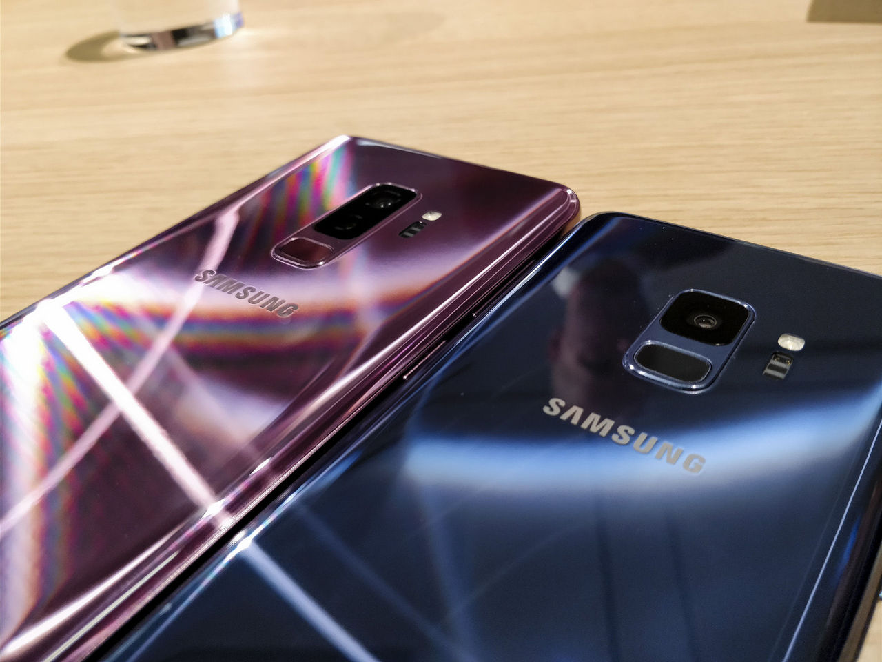 Samsung-telefoner sms:ar bilder av sig själv