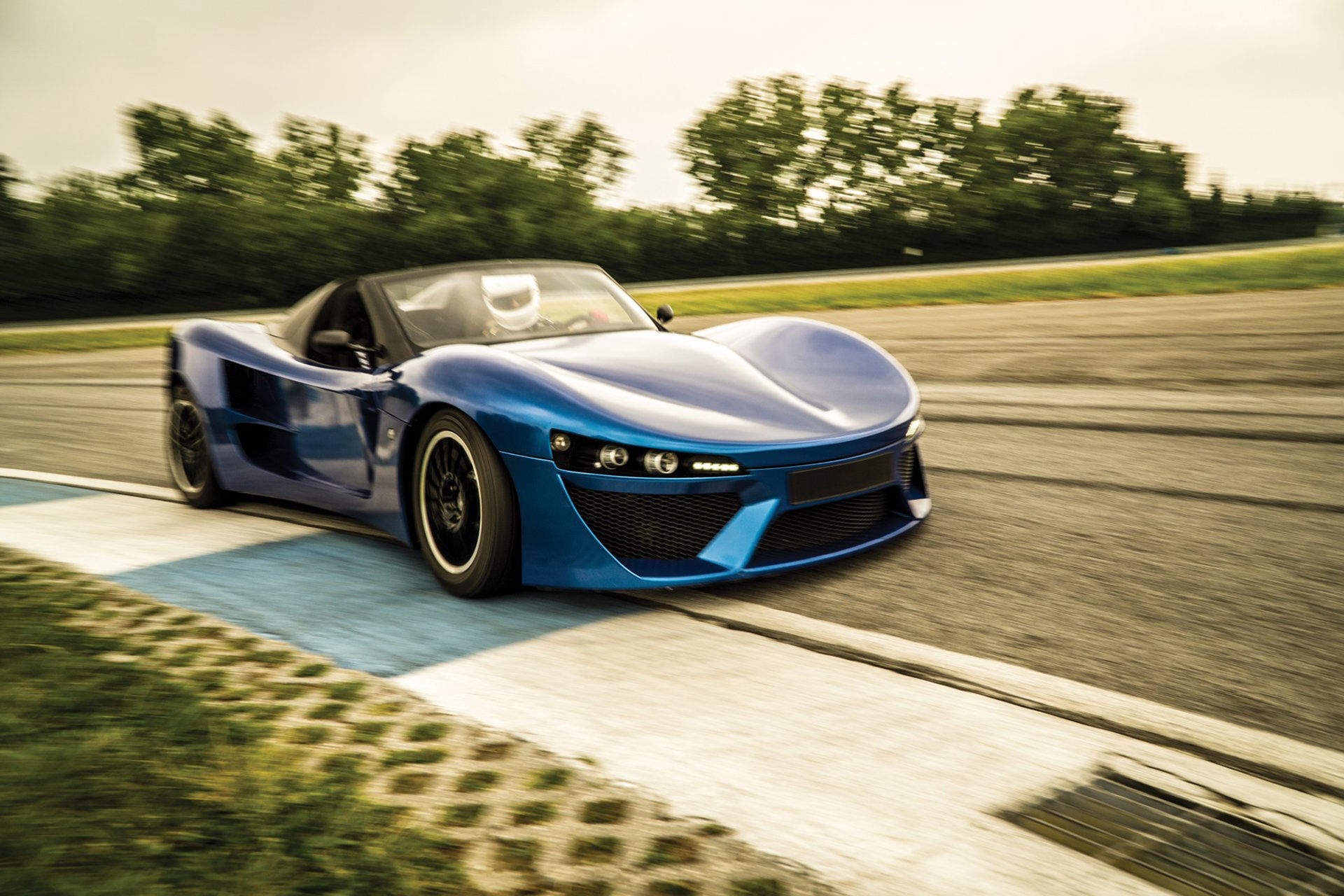 Adamastor P003RL - ny sportbil från Portugal