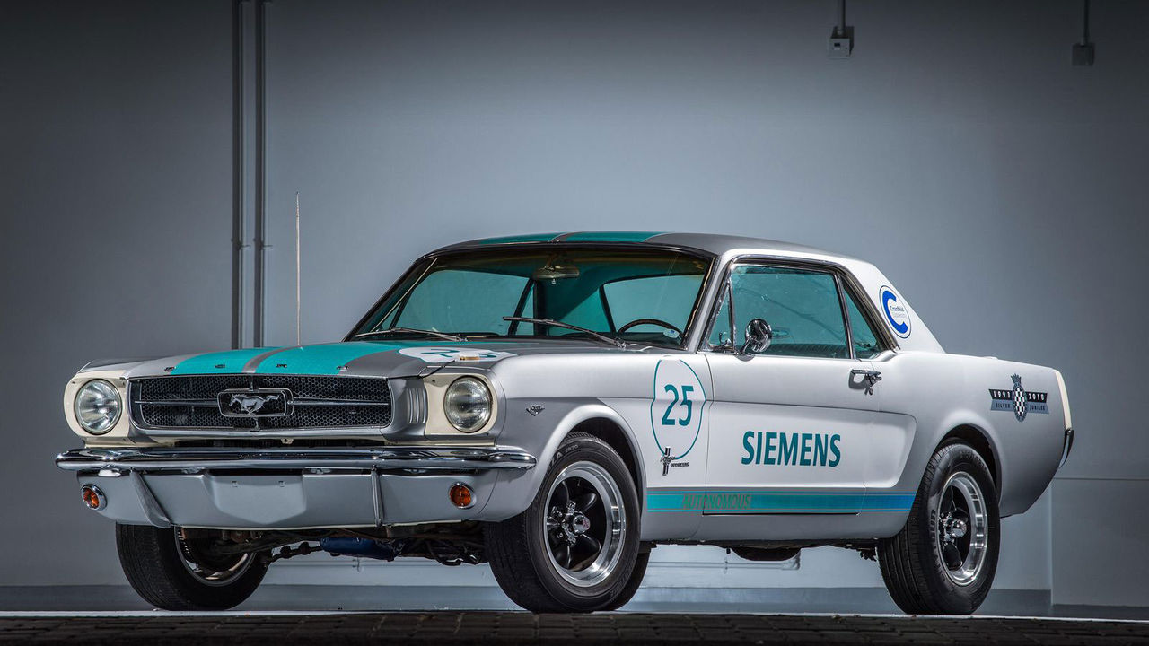Den här Mustangen är, typ, självkörande