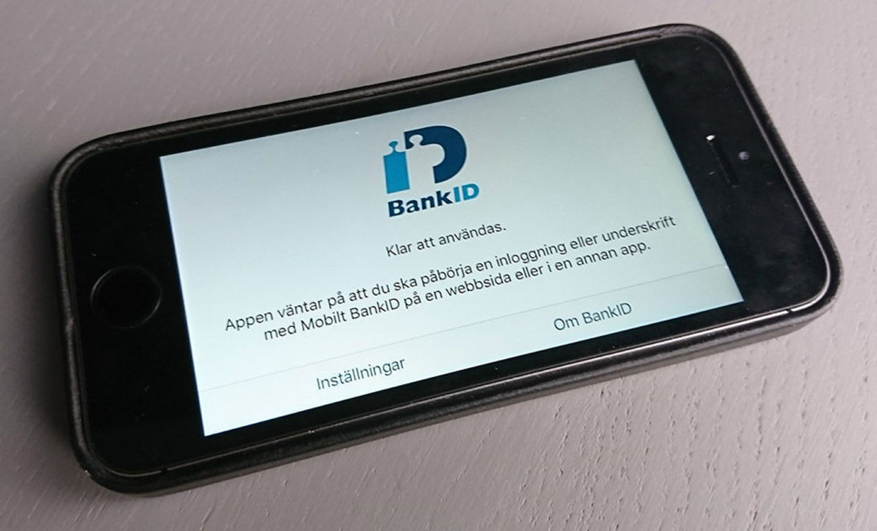 Sveriges första BankID-bedragare dömda