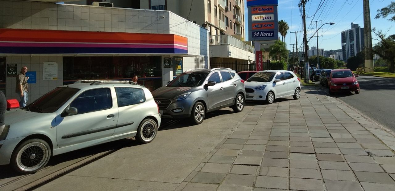 Bensinpriset sänktes en del i dag