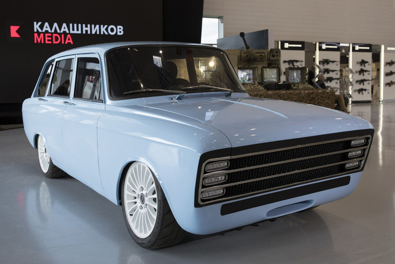 Kalashnikov har tagit fram en elbil