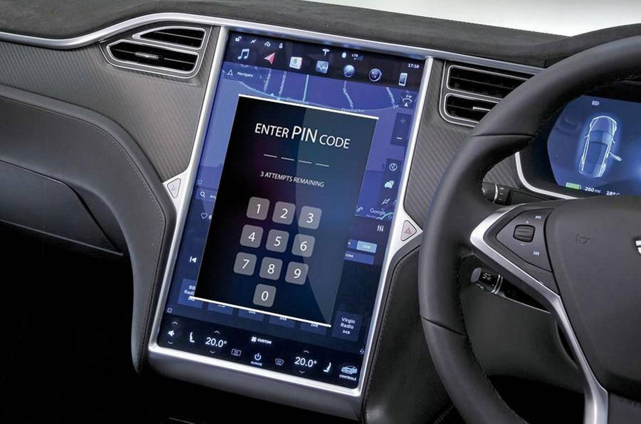 Tesla-bilar får pinkod som extra stöldskydd