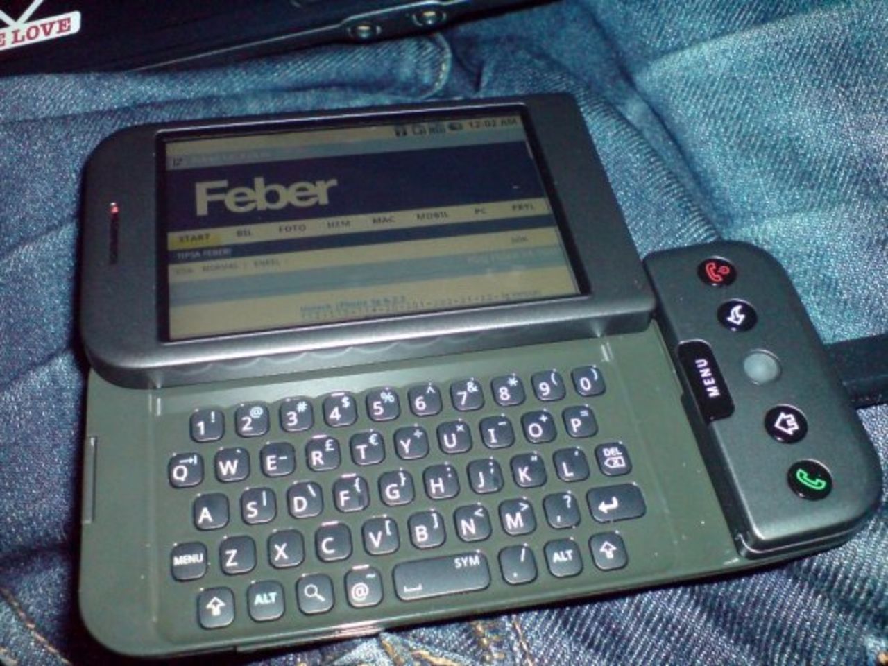 Tut i luren - 10 år sedan första Android-luren släpptes