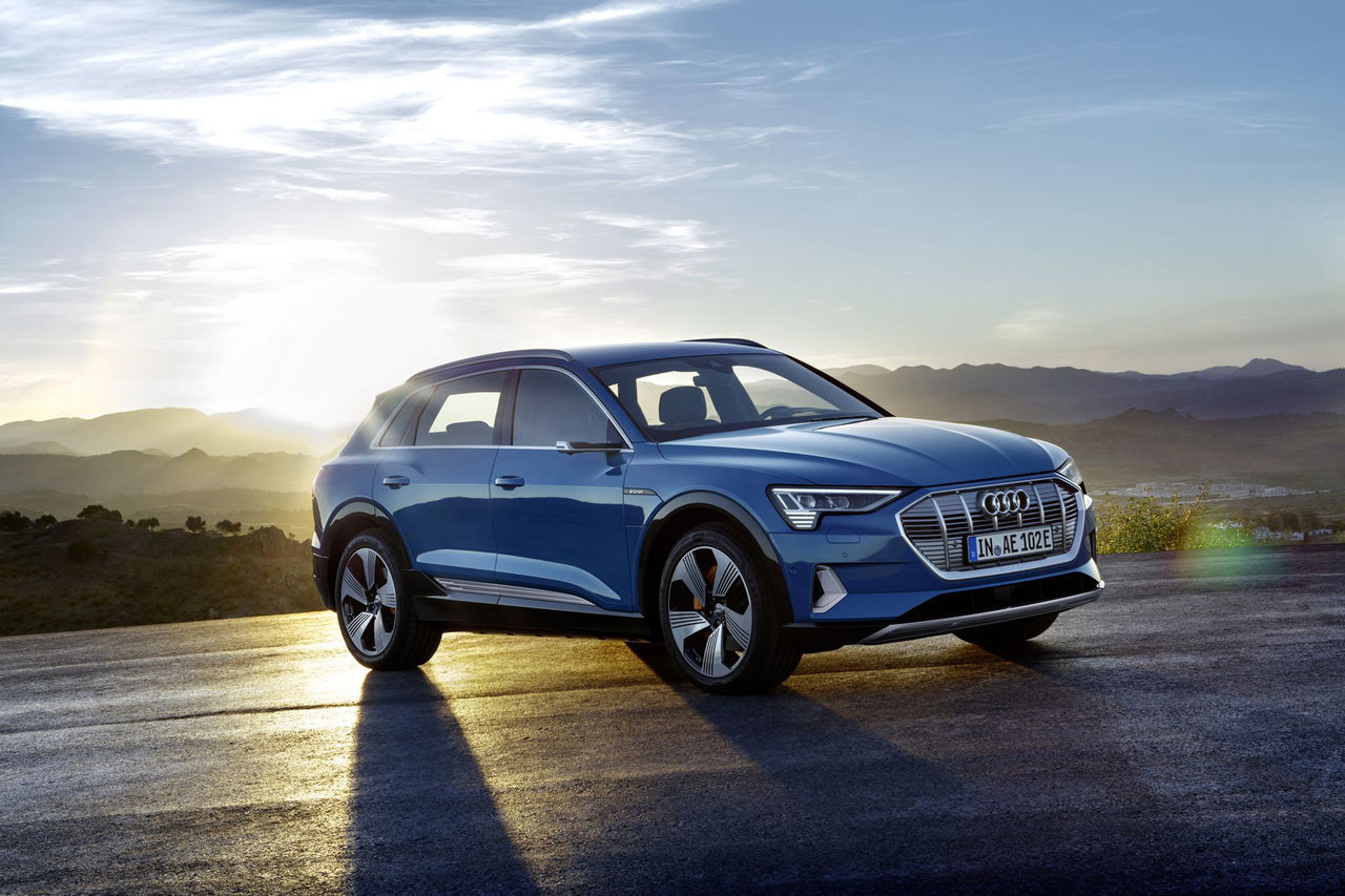 Audi har fått in 15.000 stycken beställningar på e-tron