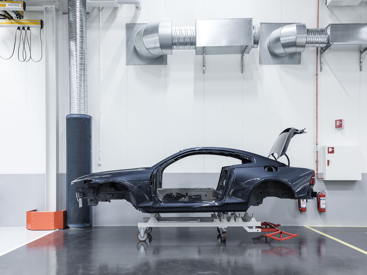 Förserieproduktionen av Polestar 1 drar igång