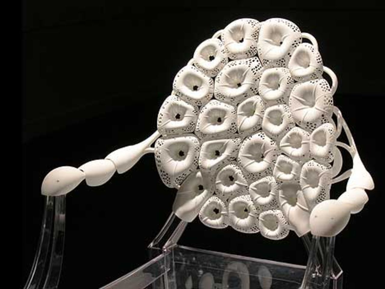 Holy Ghost - Philippe Starcks stol har fått en makeover