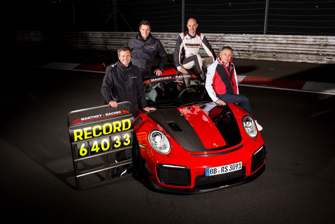 Porsche 911 GT2 RS MR snabbaste gatlegala bilen på Ringen
