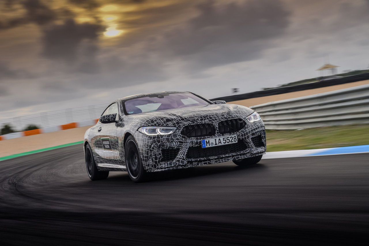 BMW delar med sig av lite information kring M8