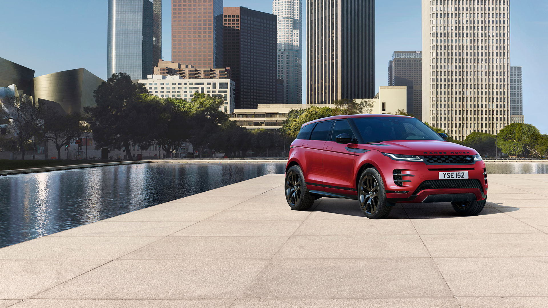 Range Rovers lilla lyx-SUV Evoque i ny förpackning