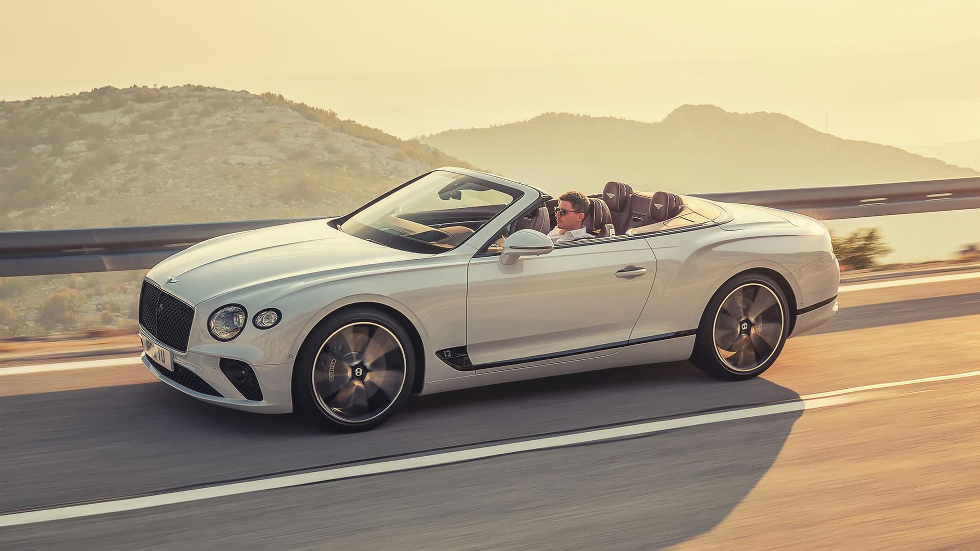 Det här är Bentley Continental GT utan tak