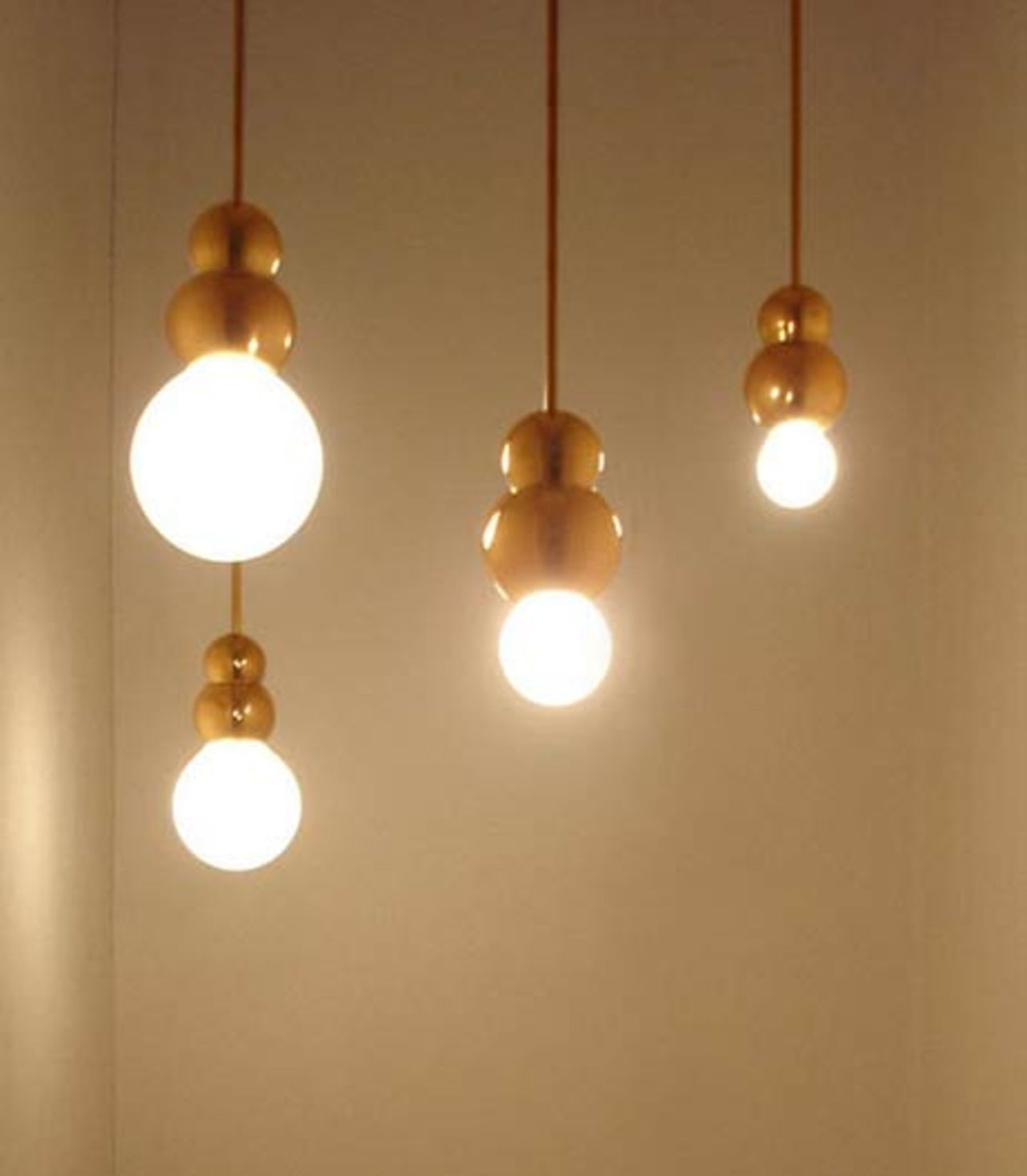 Det enkla är det vackra - mässingslampor på Grand