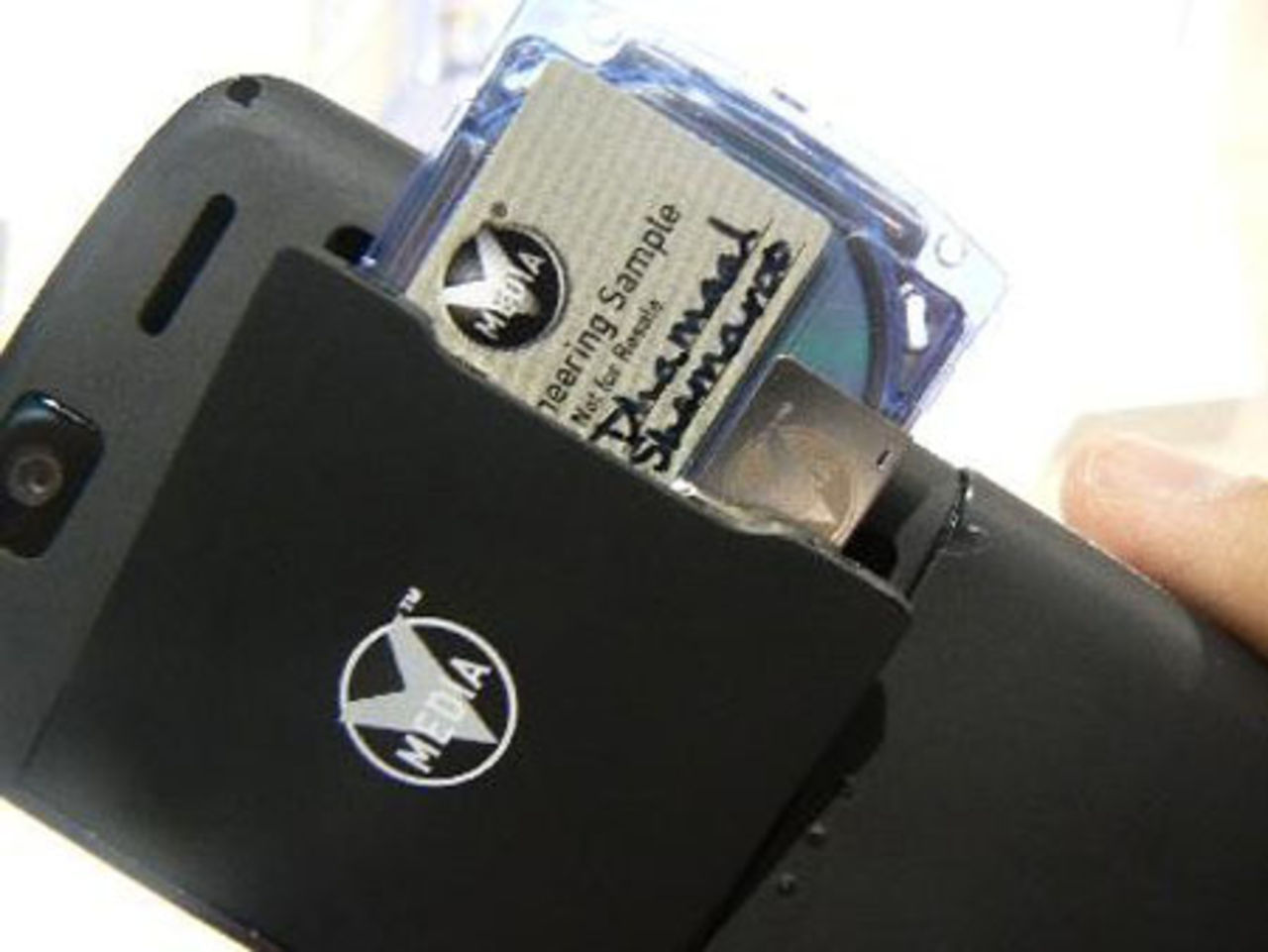 En mobiltelefon med optisk läsare