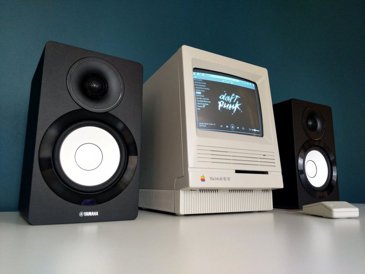 Snubbe bygger Spotify-spelare till sin Macintosh SE/30