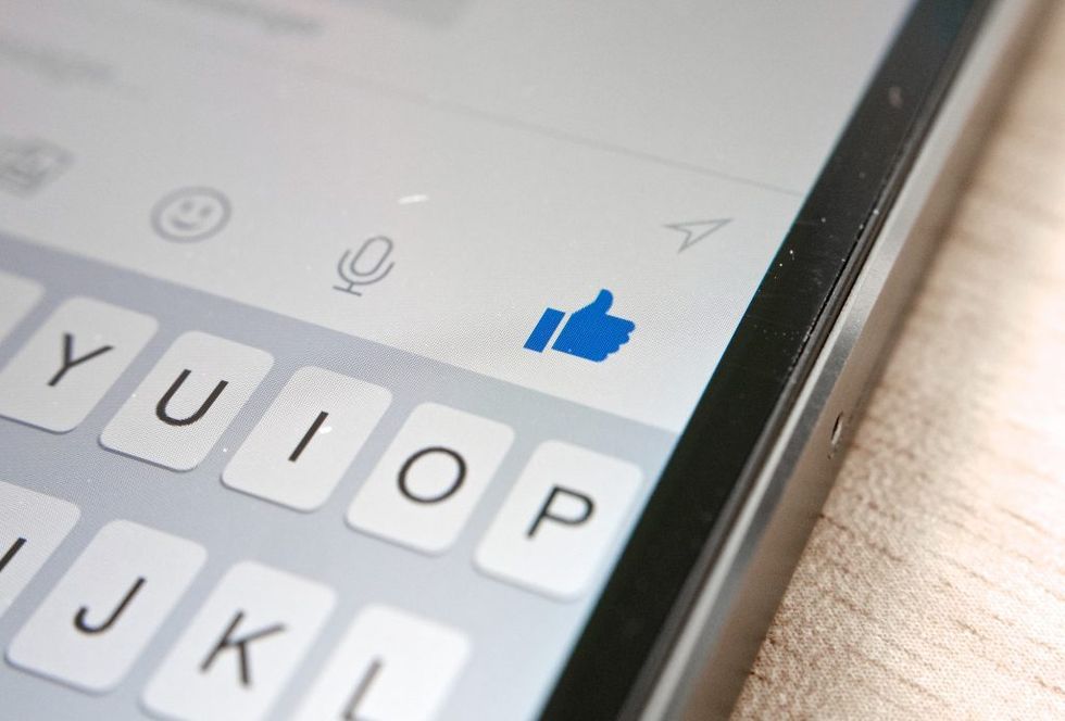 Facebook donerar en miljon dollar till Wikipedia
