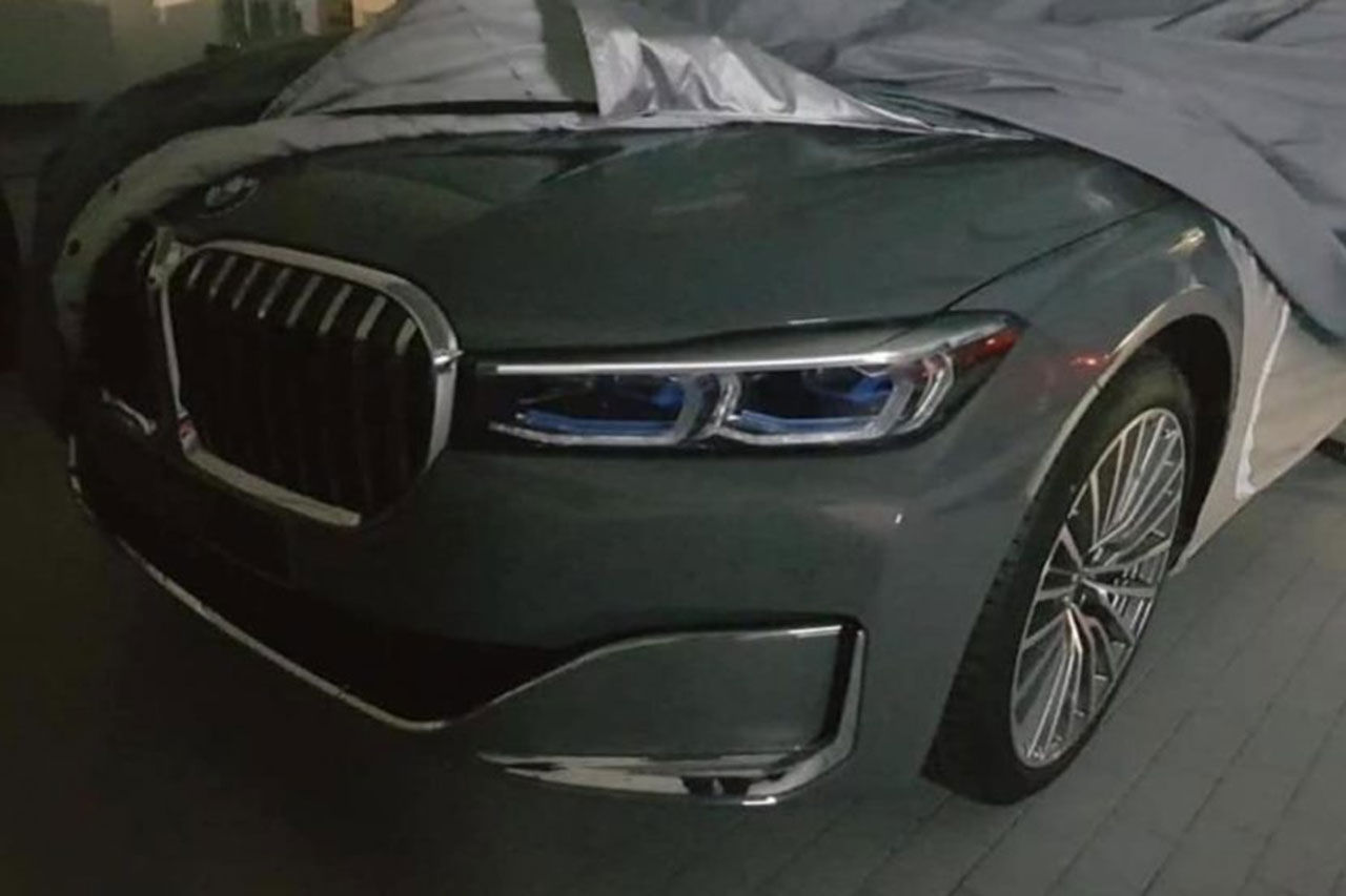 Uppdaterade BMW 7-serie läcker ut
