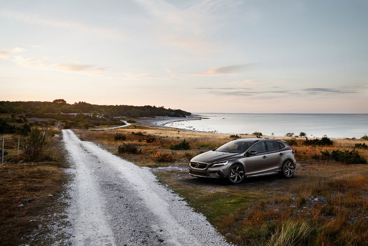 Coupé-SUV ersätter Volvo V40