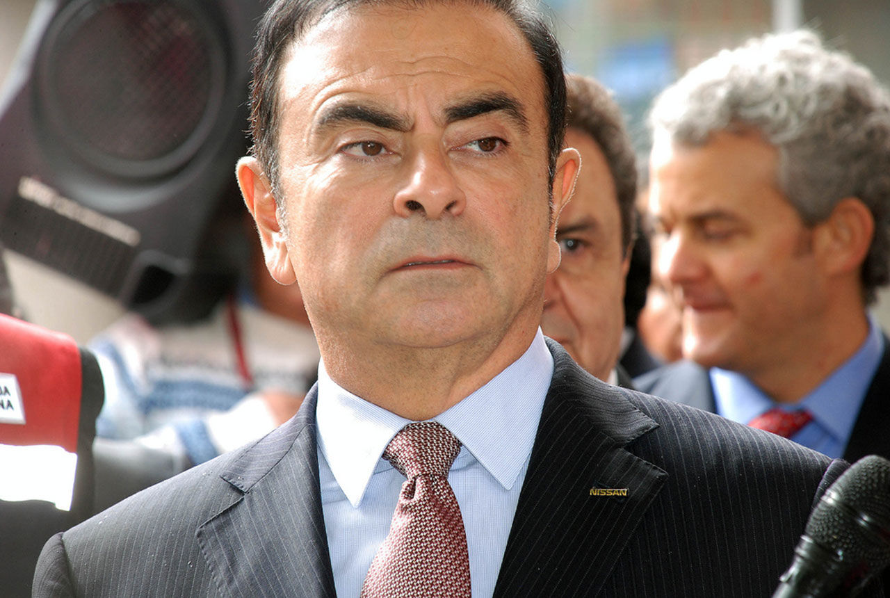 Renaults vd Carlos Ghosn avgår