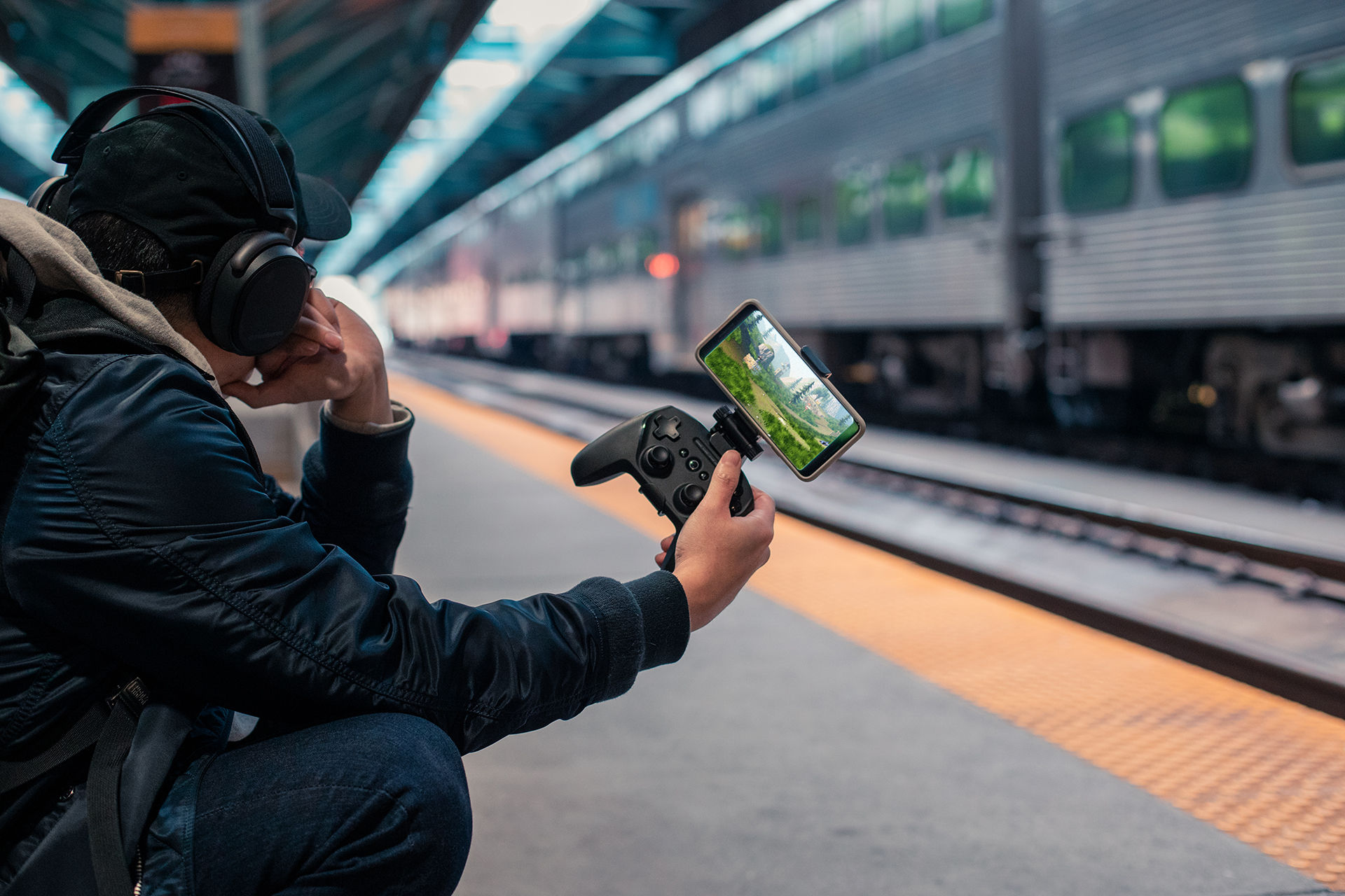 Steelseries presenterar Stratus Duo