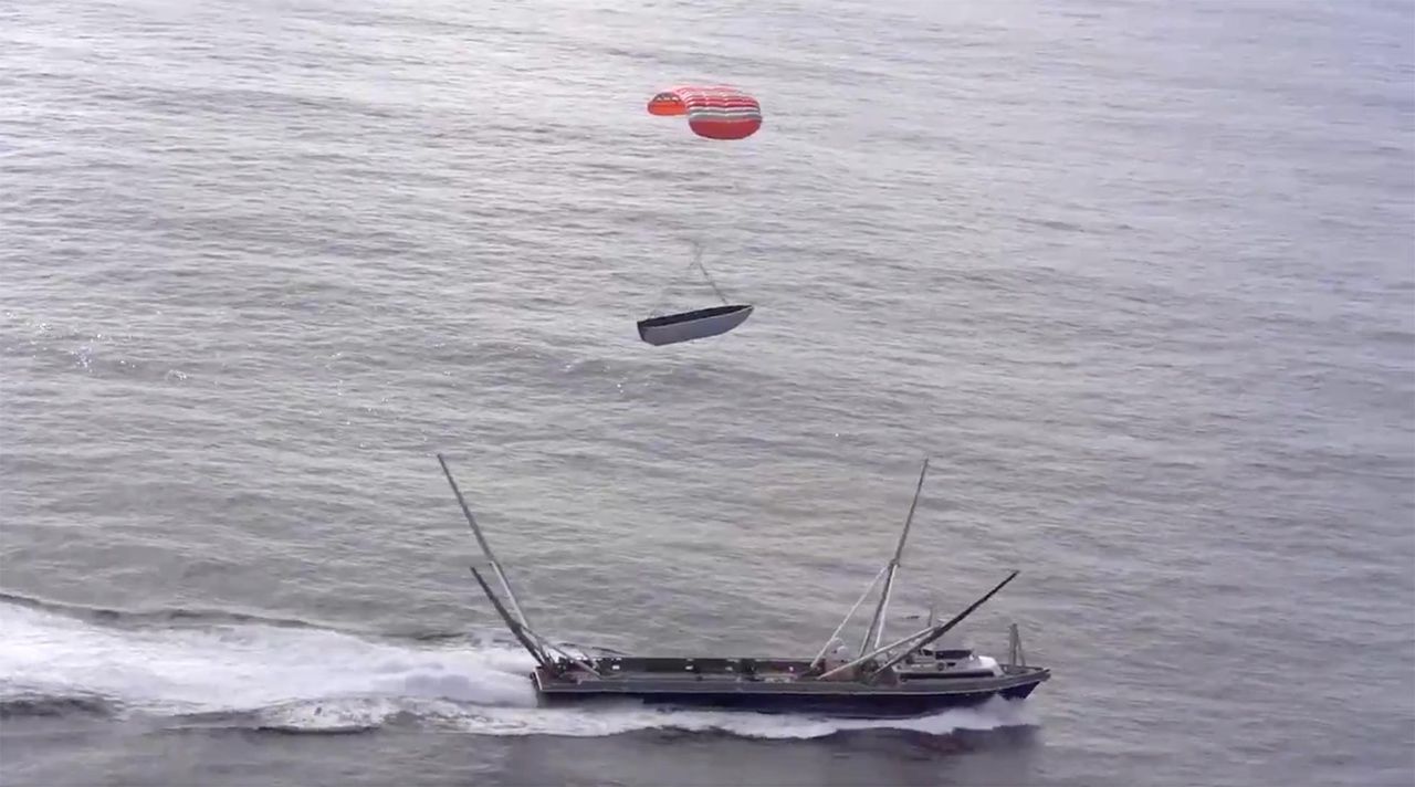 SpaceX lyckas nästan fånga en raketnos