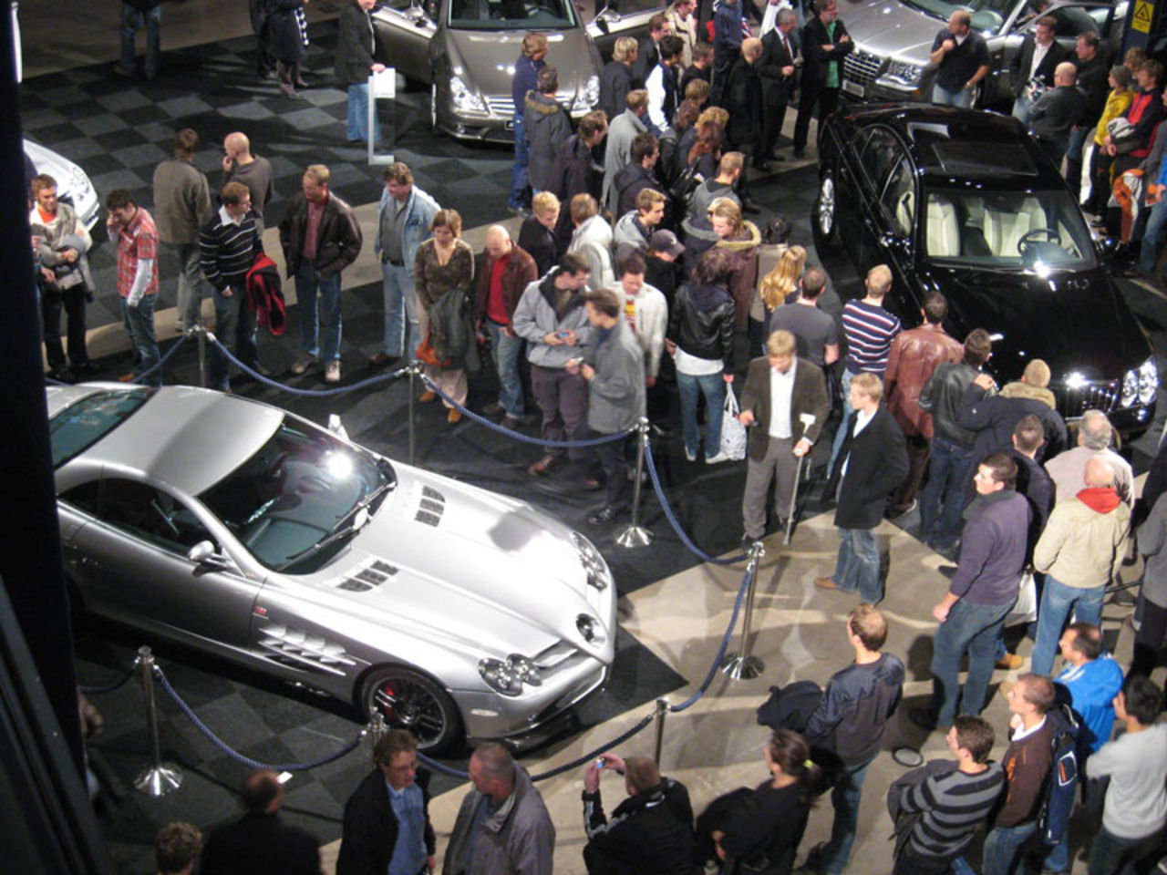 Supersportbilsmässa i Stockholm i helgen