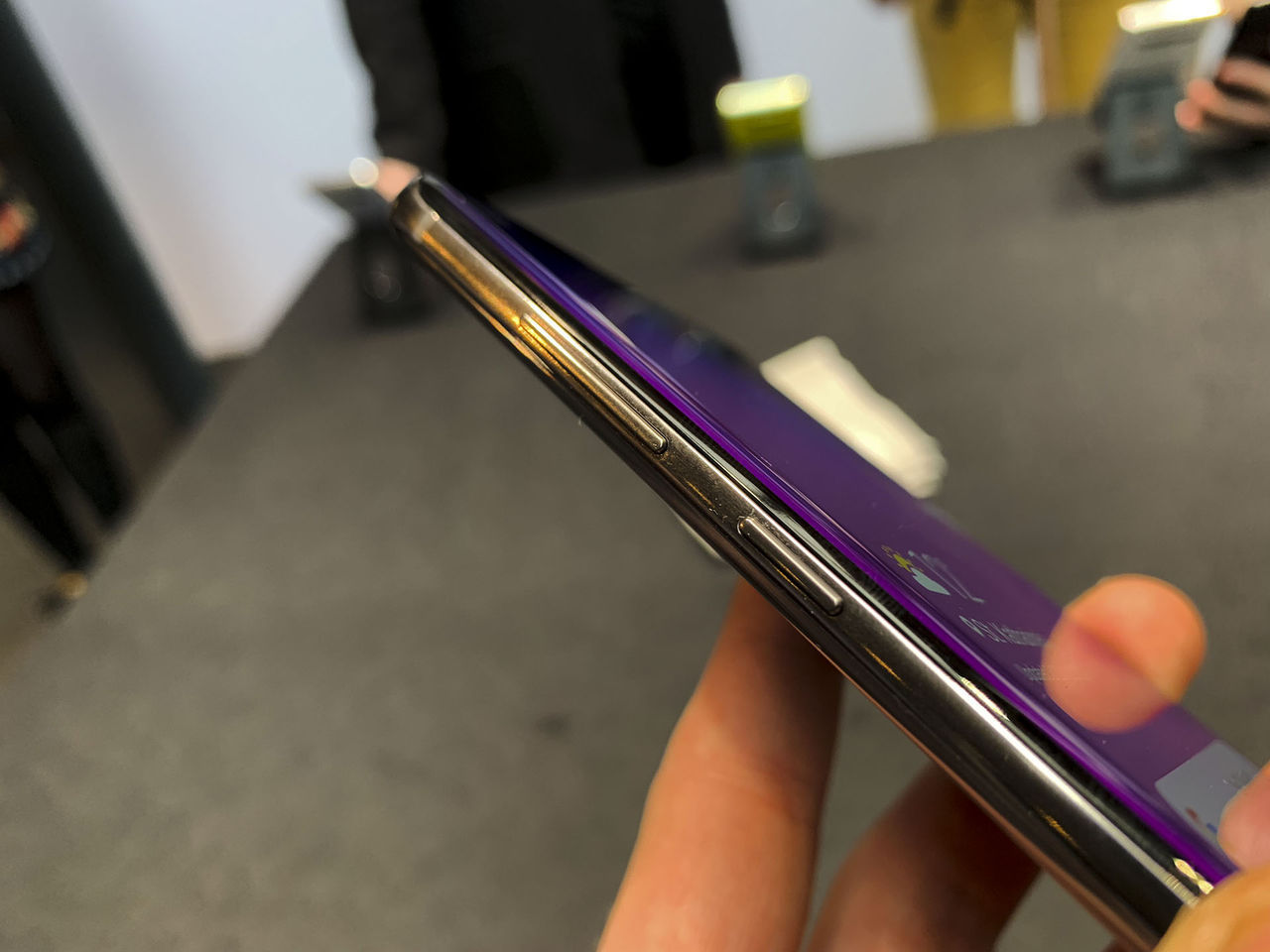 Samsung låter dig mappa om Bixby-knappen i S10