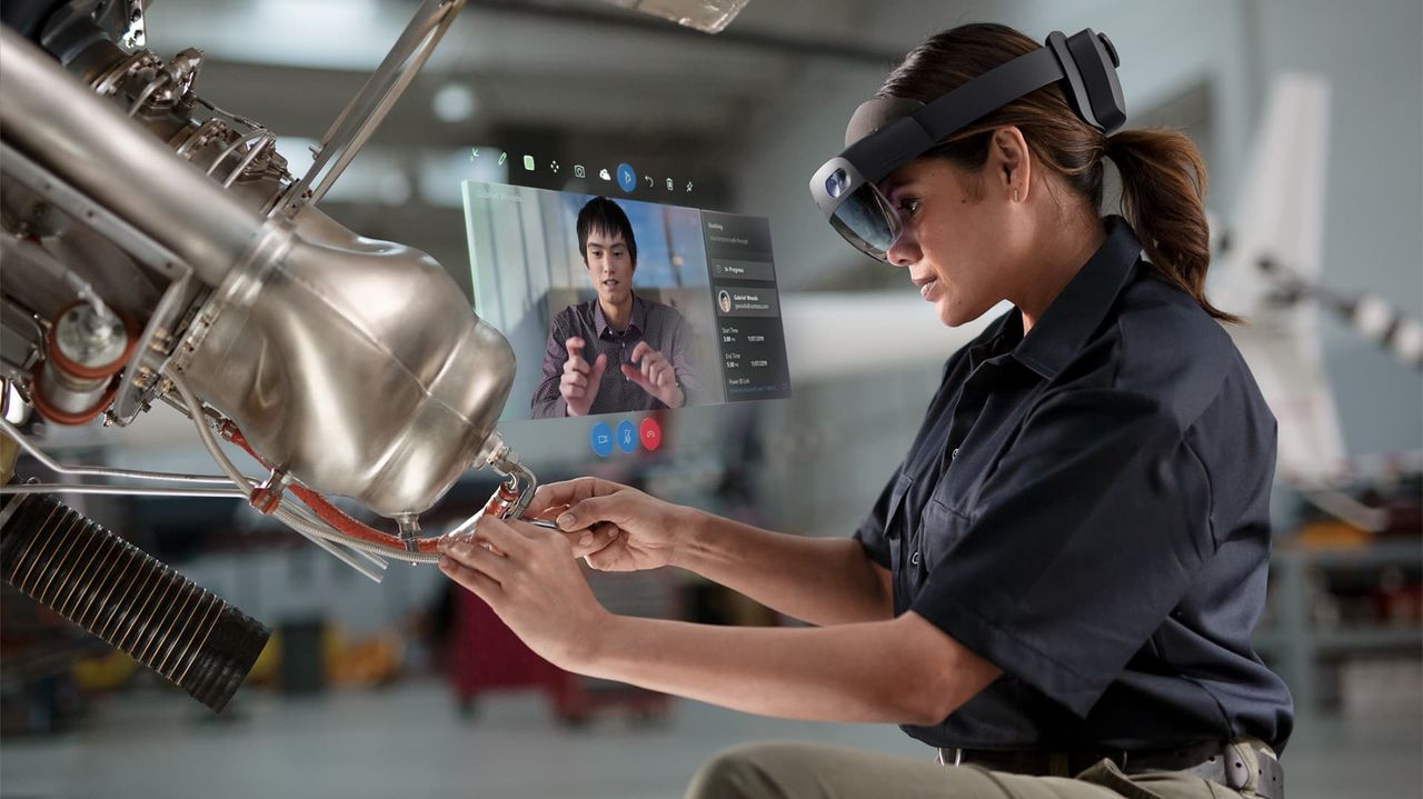Microsoft visar upp HoloLens 2