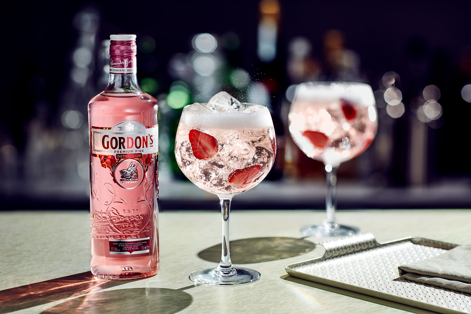 Gordon's Pink Distilled Gin släpps på fredag