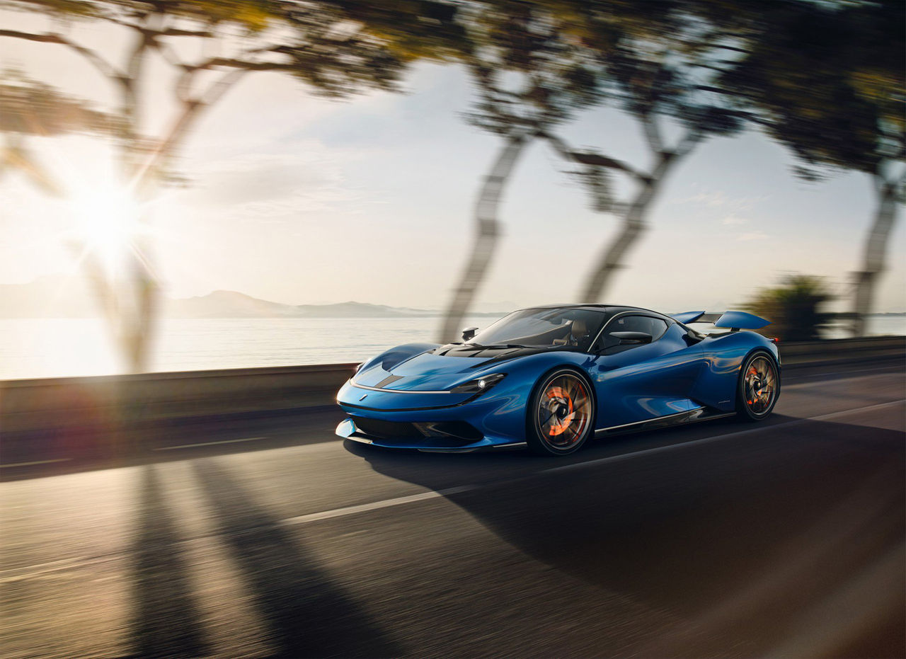 Pininfarina presenterar elbilen Battista