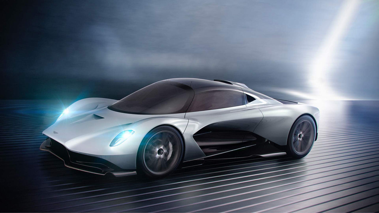Aston Martin Valkyrie har fått en son