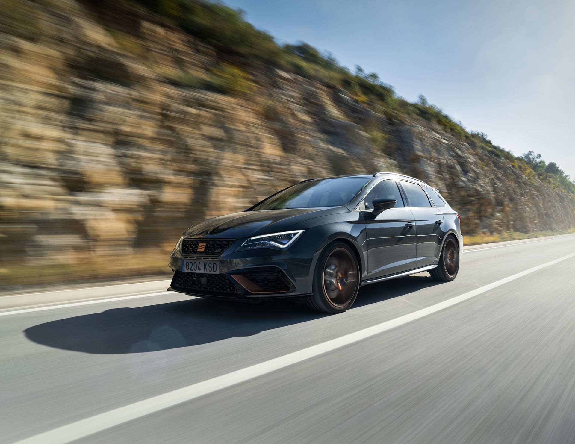 Kombiversionen av Leon Cupra R är här