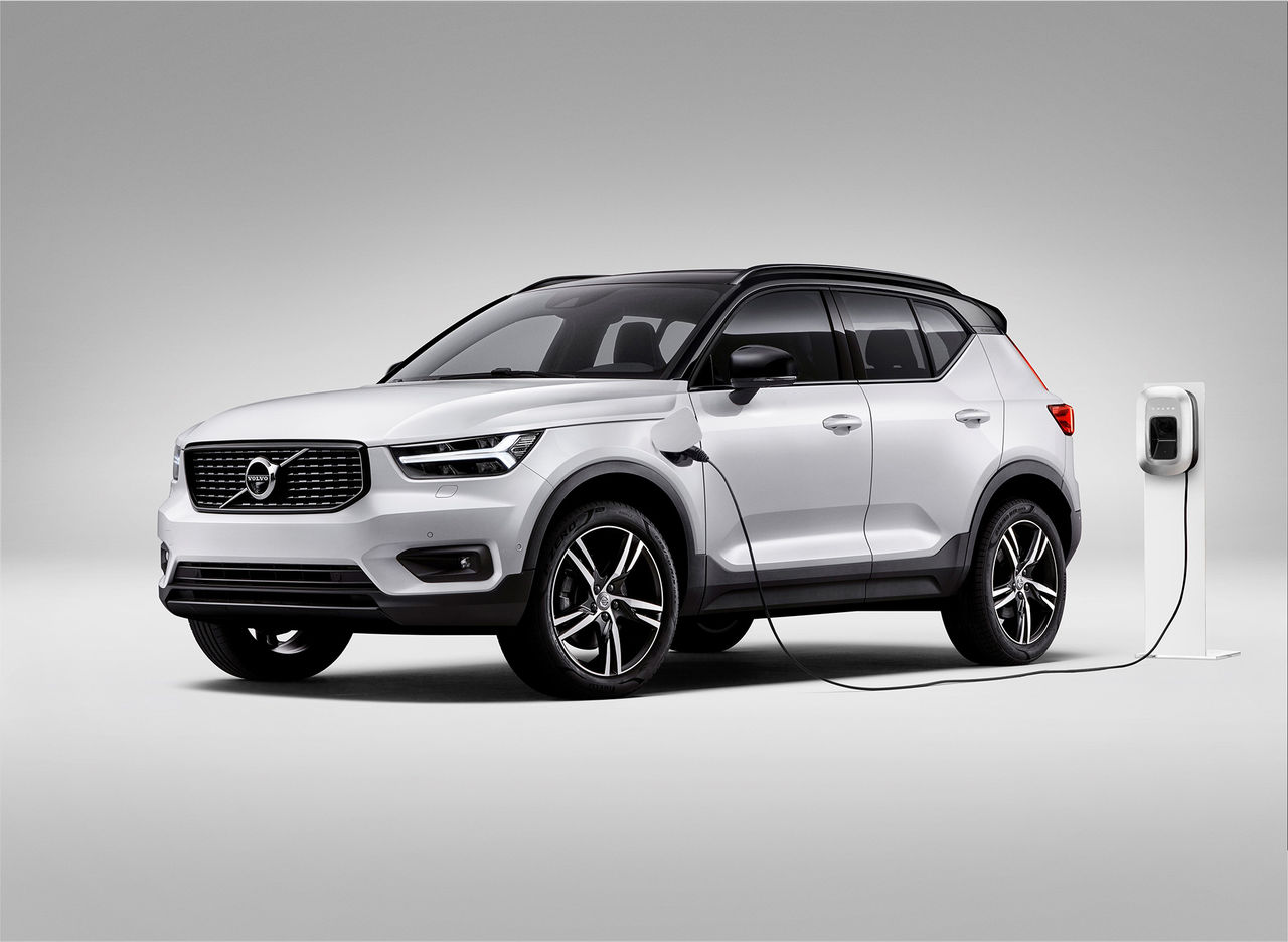 Nu kan du beställa Volvo XC40 som laddhybrid