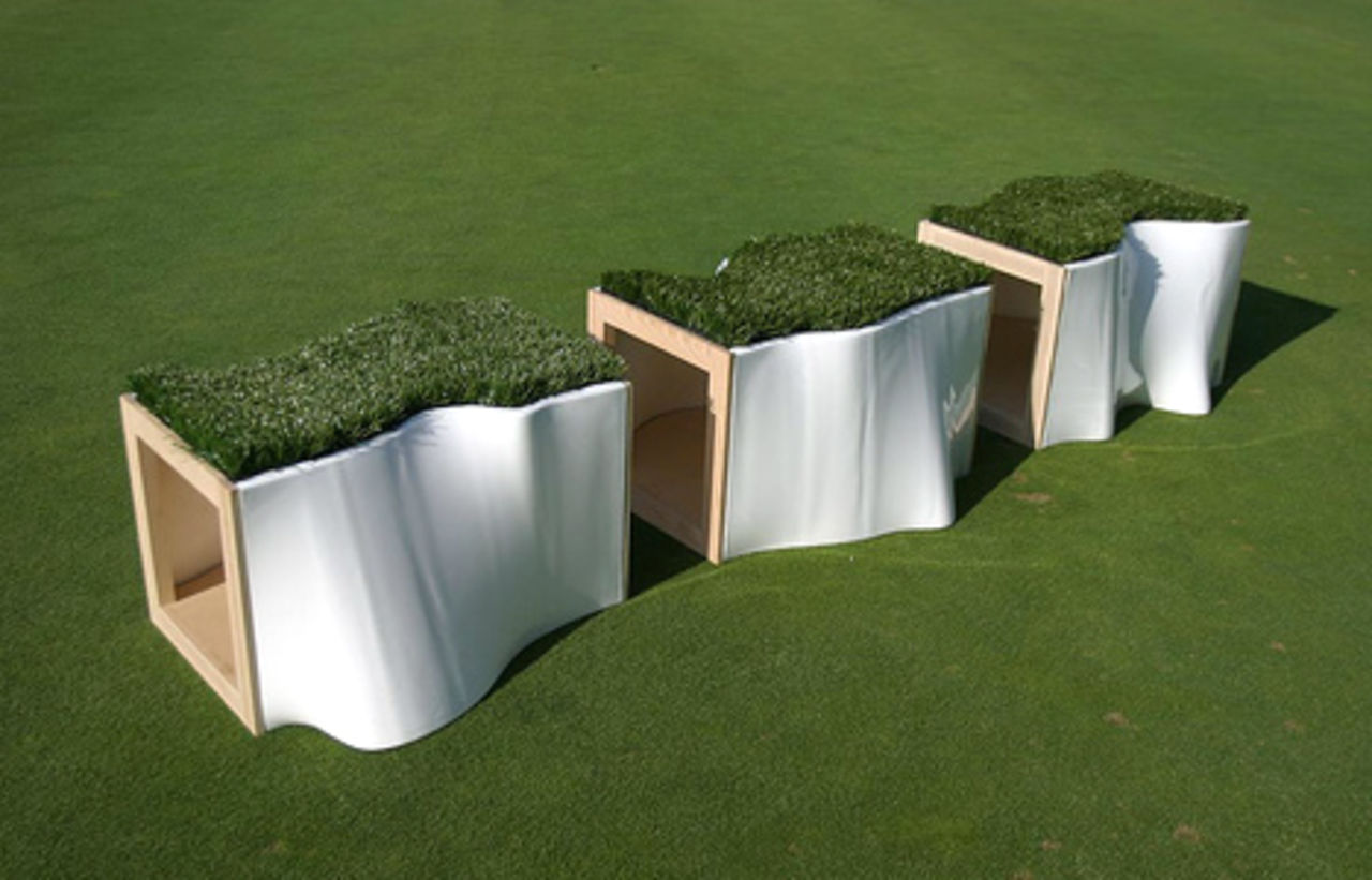 Snygg trädgårdsbänk